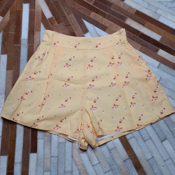 WeWoreWhat Etoile Shorts - Picture 2 of 4